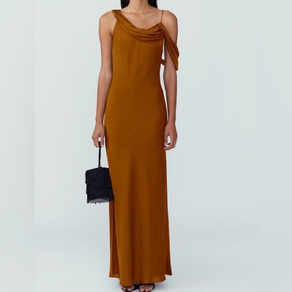 FAME and PARTNERS Francois Bronze Gown - Picture 4 of 13